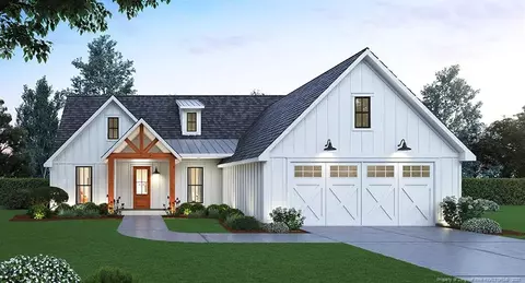 7865 Lucinda Ln, Linden, NC 28356