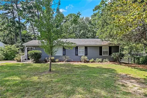 1107 Mohawk Ave, Fayetteville, NC 28303