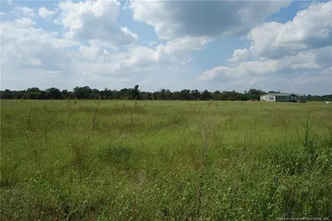4291 Mcgirt Rd, Maxton, NC 28364