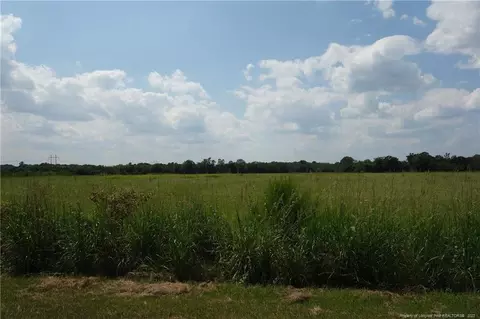 4263 Mcgirt Rd, Maxton, NC 28364