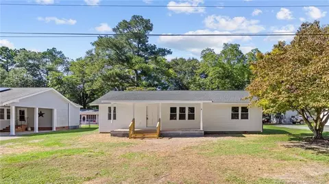 24760 White, Wagram, NC 28396