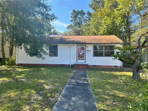 1002 E 13th St, Lumberton, NC 28358