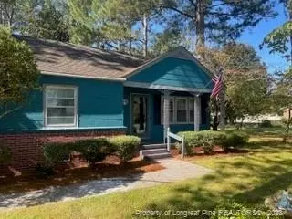 215 Edinborough St, Red Springs, NC 28377