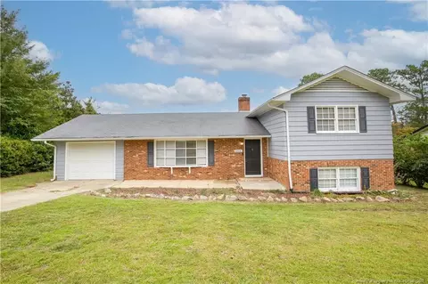 6406 Greengate Hill Rd, Fayetteville, NC 28303