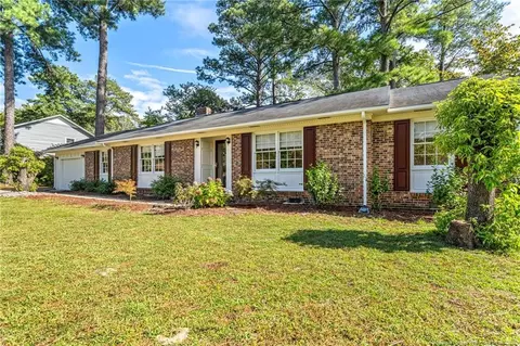 404 Dunmore Rd, Fayetteville, NC 28303
