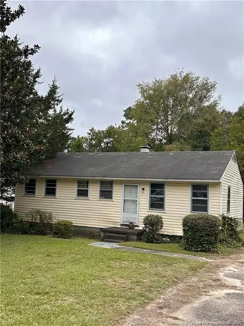 1721 Bridger, Fayetteville, NC 28301