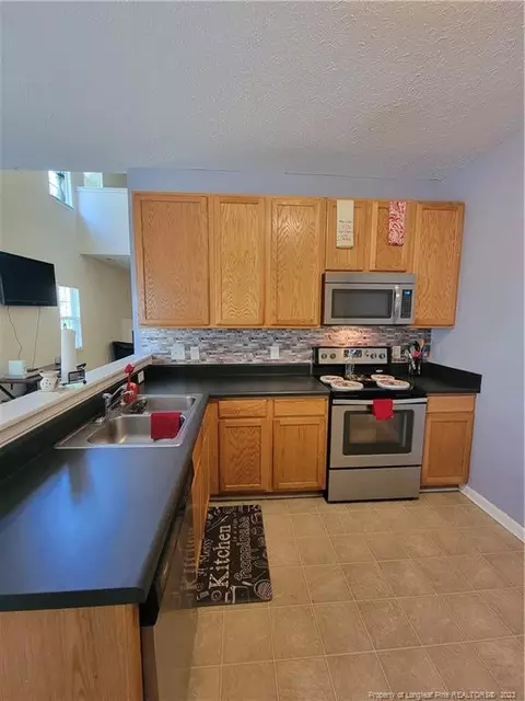 2021 Spring Creek Dr, Durham, NC 27704 photo 6