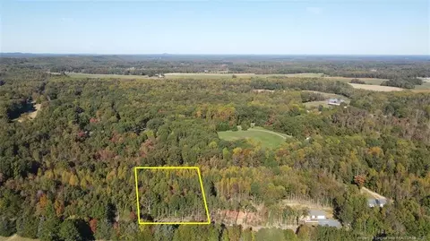 225 Cagle Rd, Seagrove, NC 27356