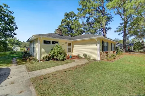 660 Pendergraft Rd, Bunnlevel, NC 28323 photo 2