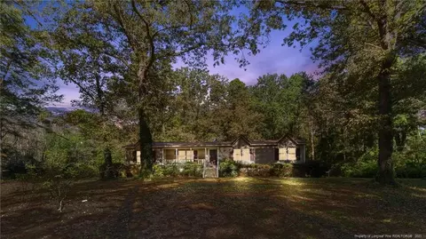 21621 Old Maxton Rd, Maxton, NC 28364