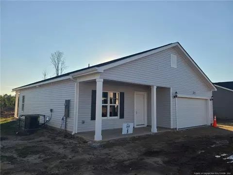 643 Barlow Rd, Parkton, NC 28371