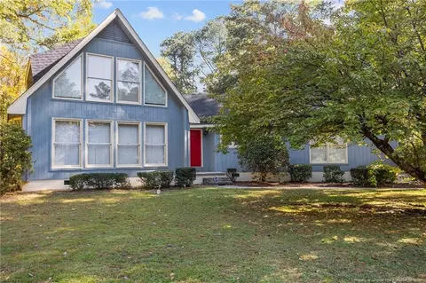 814 N Magnolia, Raeford, NC 28376