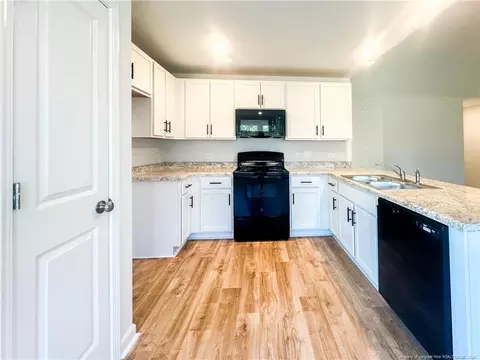 34 Pointer Way, Parkton, NC 28371 photo 10