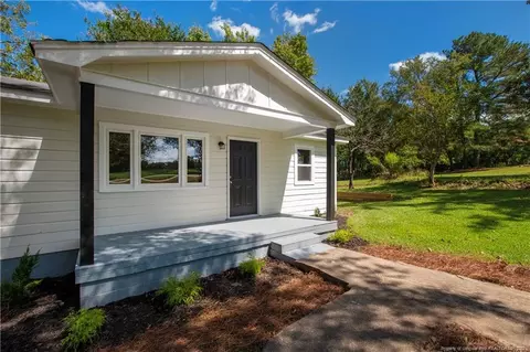 66 Poole Rd, Erwin, NC 28339 photo 3