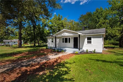 66 Poole Rd, Erwin, NC 28339 photo 2