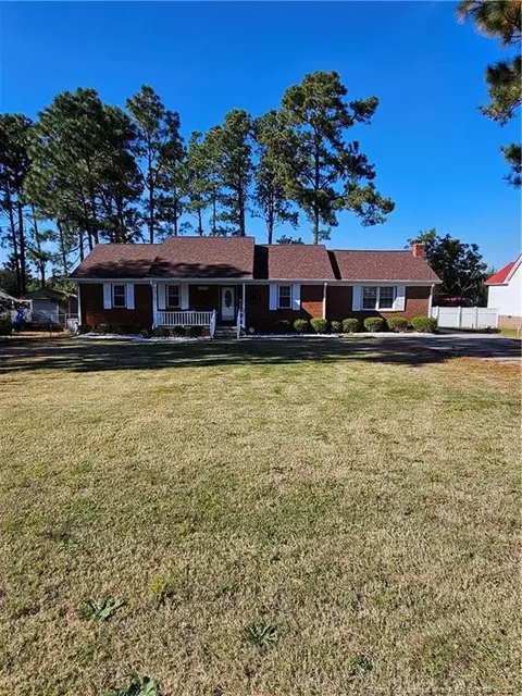 12461 Barnes Bridge Rd, Laurinburg, NC 28352