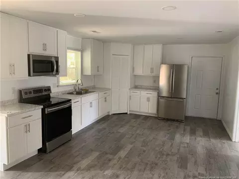 35 Dail St, Smithfield, NC 27577 photo 4