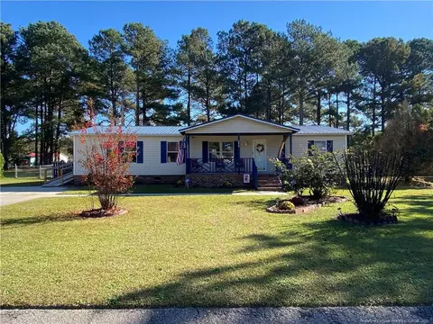 2707 Lowlander, Raeford, NC 28376