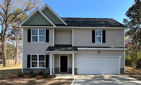 215 Kirkland Pl, Raeford, NC 28376