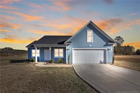 133 Brightleaf Dr, Parkton, NC 28371