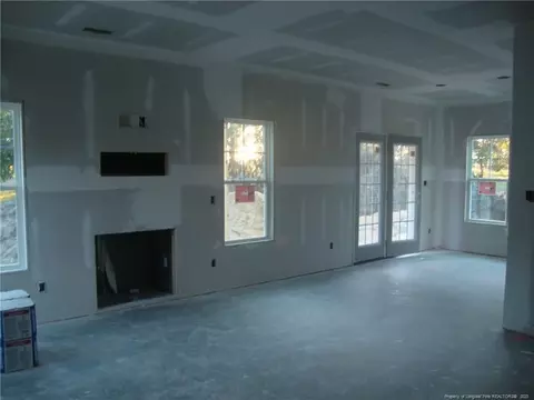 1069 Dean Rd, Saint Pauls, NC 28384 photo 6