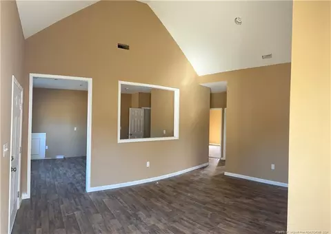 403 W Boney St, Clinton, NC 28328