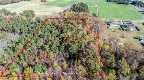 6033 Homestead Rd, Elm City, NC 27822