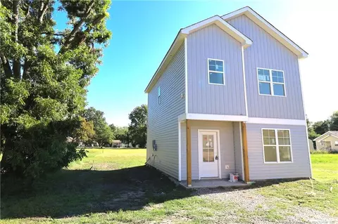 405 E Harnett, Dunn, NC 28334 photo 1