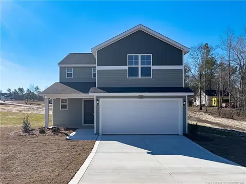 52 Pomeranian Ln, Parkton, NC 28371