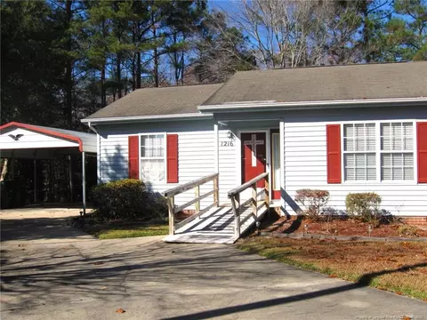 1216 W Pointe, Sanford, NC 27332