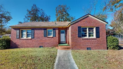 116 S Johnson St, Saint Pauls, NC 28384