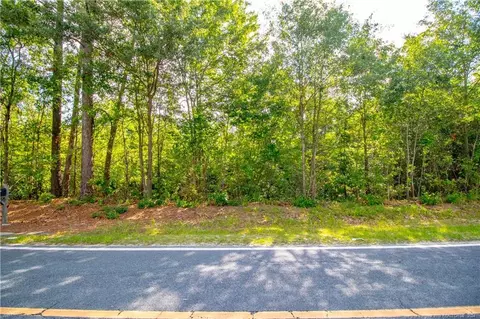 2687 N Hilltop Rd, Red Springs, NC 28377
