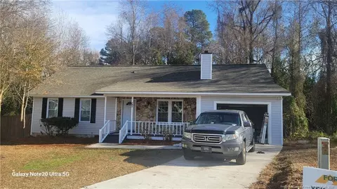 121 Elfreth, Spring Lake, NC 28390