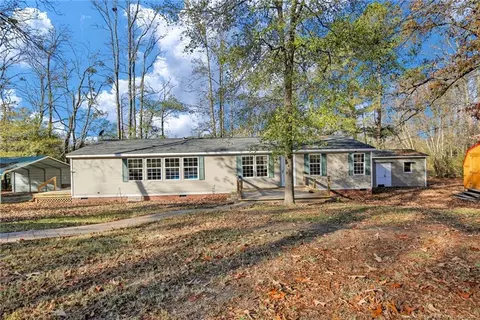 2941 Jackson Ave, Eastover, NC 28312