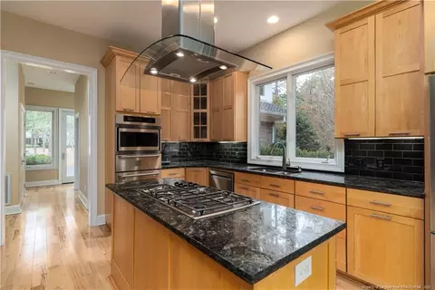 110 Chesterfield Dr, Pinehurst, NC 28374 photo 12