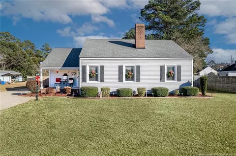 101 N 10th St, Erwin, NC 28339