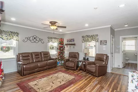 101 N 10th St, Erwin, NC 28339 photo 5