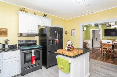 101 N 10th St, Erwin, NC 28339 photo 13