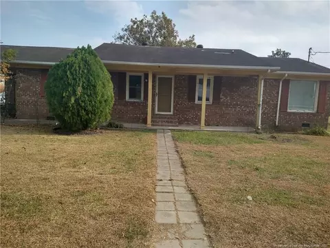 117 Elmore St, Mount Olive, NC 28365