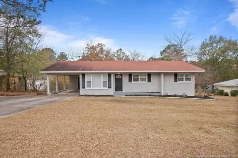 277 Lemont Dr, Fayetteville, NC 28303