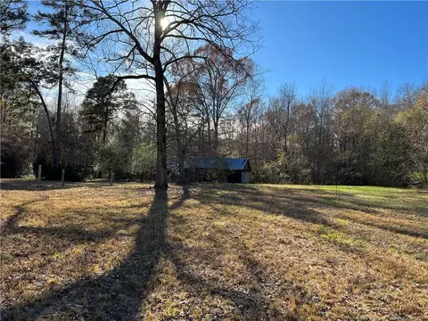 297 Union Pines Dr, Carthage, NC 28327