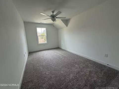 655 W Saunders Ave, Aberdeen, NC 28315