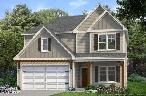 130 Falkirk Ct, Carthage, NC 28327