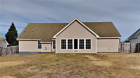 246 Strike Eagle Dr, Broadway, NC 27505 photo 12