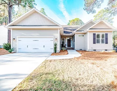 1320 Longleaf Dr E, Pinehurst, NC 28374 photo 1