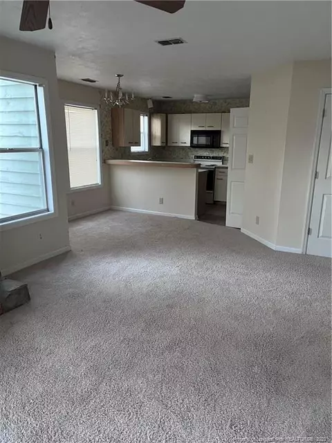 6813 Willowbrook Dr #6, Fayetteville, NC 28314