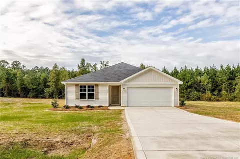 717 Britt Rd, Saint Pauls, NC 28384