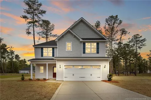 113 Forest Woods Dr, Salemburg, NC 28385