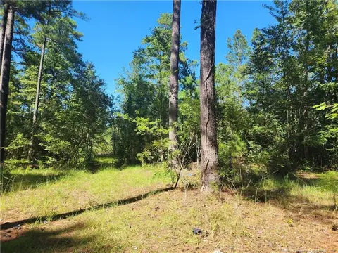 1910 Sykes Pond, Fayetteville, NC 28304