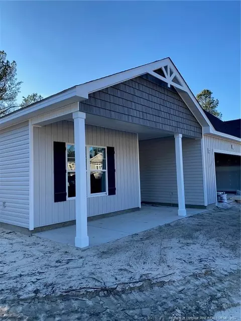 263 Flying Bolt Dr, Raeford, NC 28376